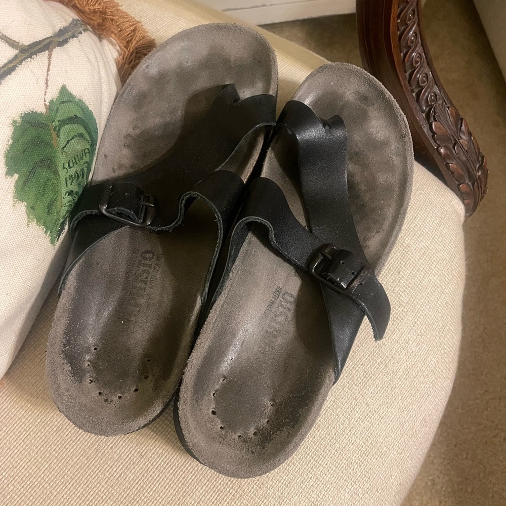 Mephisto Black Leather Thong Sandals with Buckle